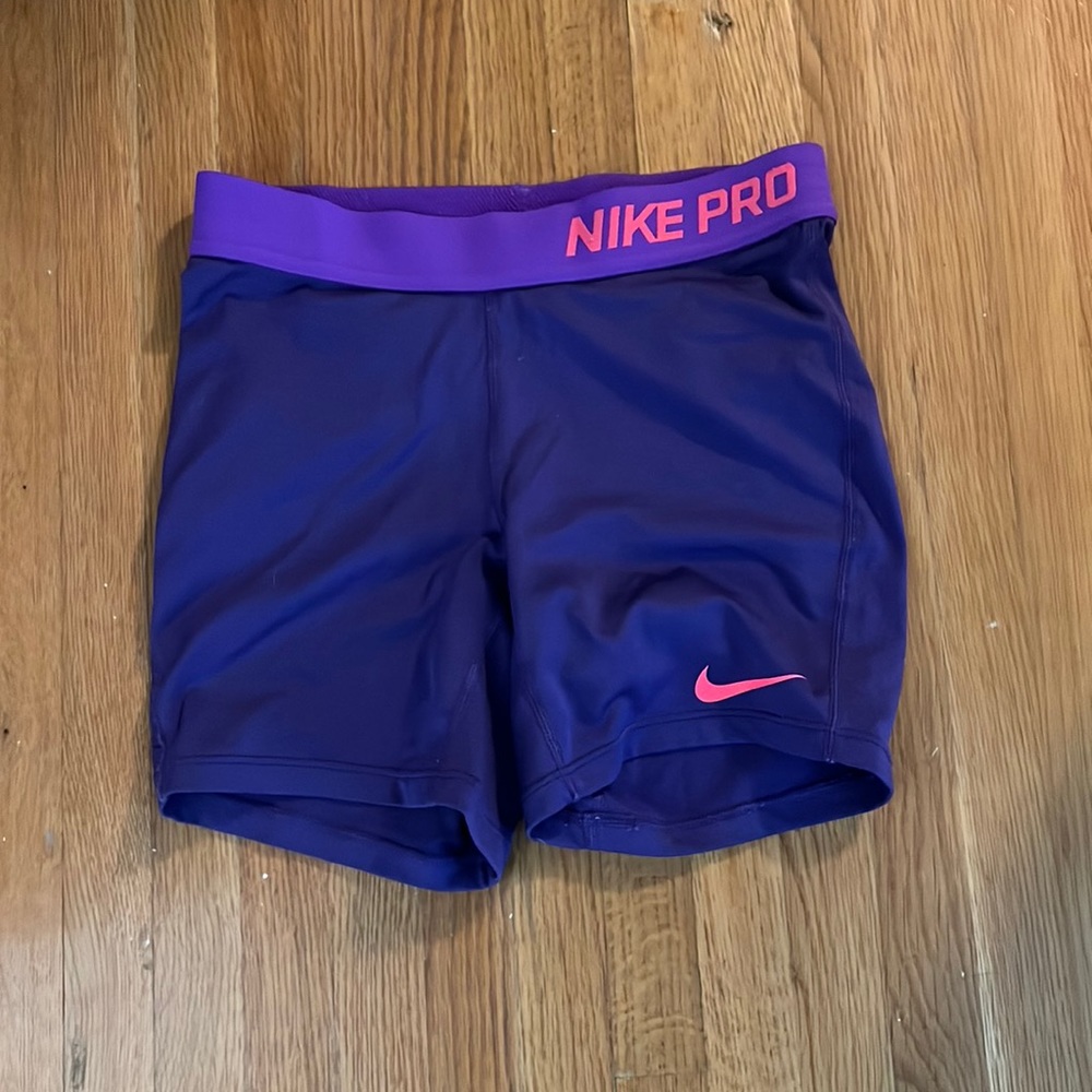 Nike pro kids large